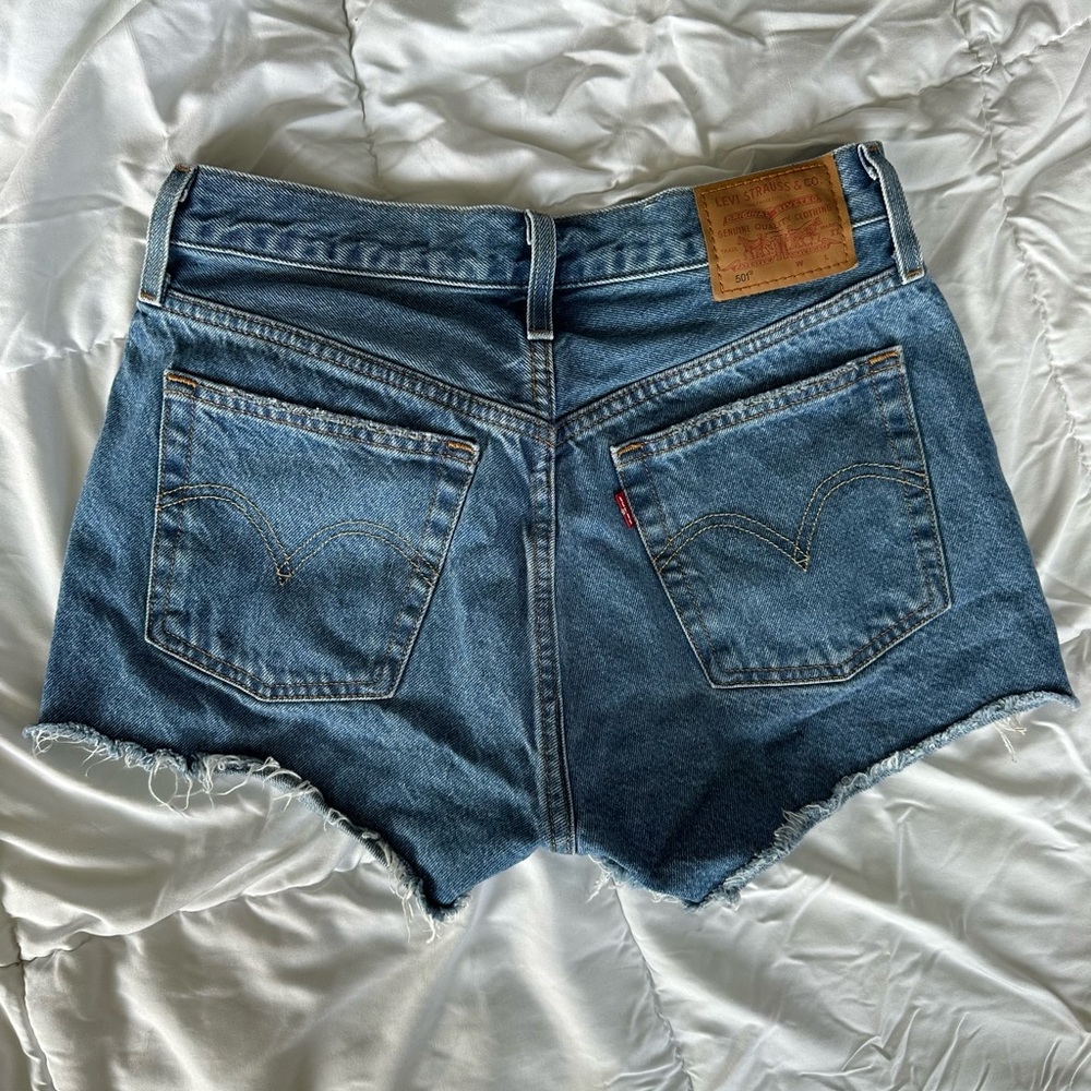 LEVIS 501 HIGH RISE SHORTS - Picture 6 of 7